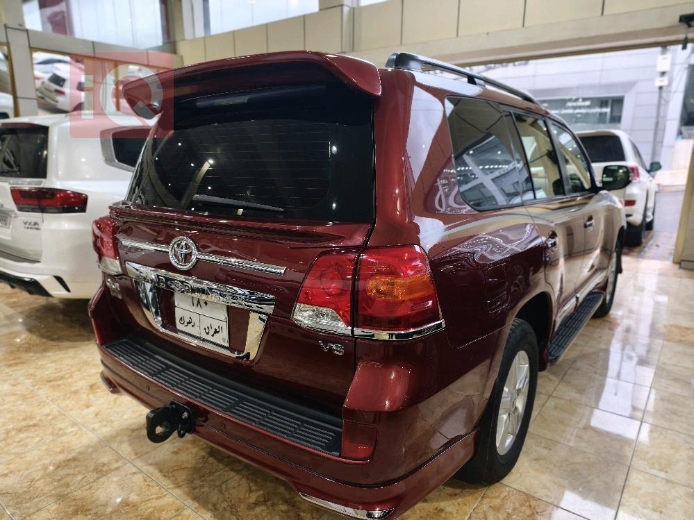 تويوتا لاندكروزر